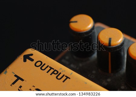 Distortion Pedal Guitar effect, output side