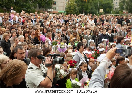 VLADIMIR, RUSSIA - SEPTEMBER 1: Day of Knowledge. First day of school. September 1, 2011 in Vladimir, Russia. Children and parents before secondary school Ã?Â?Ã?Â¹ 36, now school has 1738 pupils