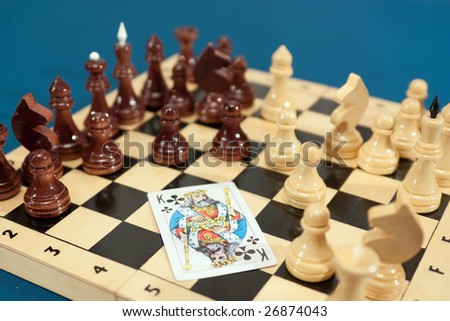 the king of clubs on Chess board