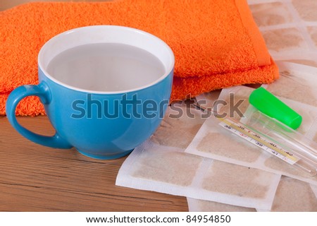 mustard leaf with towel and water is ready for use