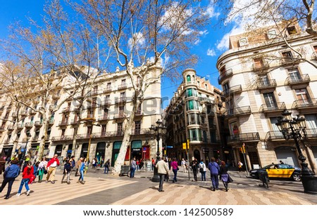 BARCELONA SPAIN MARCH 28 La Rambla in March 28 2013 in Barcelona Spain La Rambla one of symbol of city Located between El Raval and Barri Gotic districts BARCELONA SPAIN MARCH 28 La Rambla in March 28 2013 in Barcelona Spain La Rambla one of symbol of city Located between El Raval and Barri Gotic districts