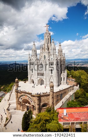 BARCELONA, SPAIN - MAY 18: Expiatory Church of  Sacred Heart of Jesus in May 18, 2013 in Barcelona, Spain.  Construction of the temple dedicated to the Sacred Heart, lasted from 1902 to 1961