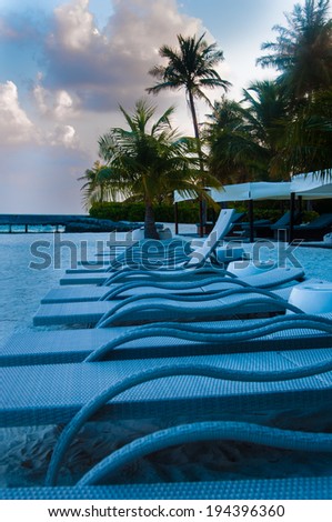 Row of Sun chair and beds