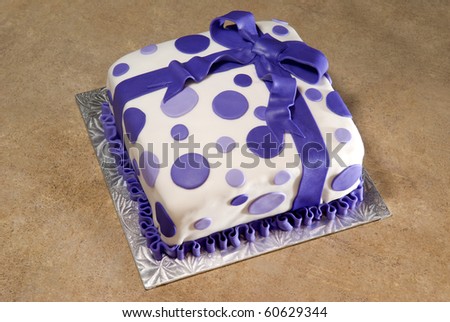 Fondant Birthday Cakes on Stock Photo   A Birthday Cake With Fondant Ribbon And Polka Dots