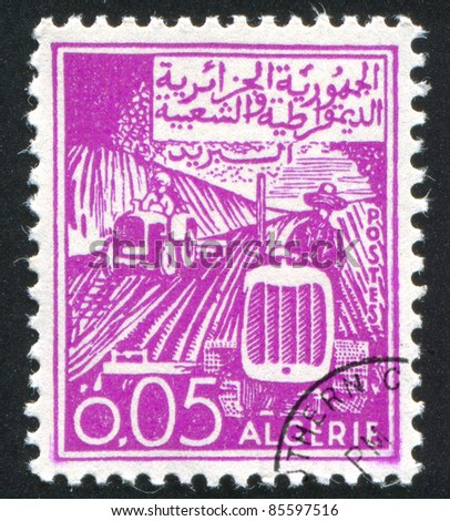 DUCROS : encore une rareté ! - Page 2 Stock-photo-algeria-circa-stamp-printed-by-algeria-shows-tractors-circa-85597516