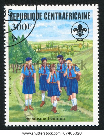 CENTRAL AFRICAN REPUBLIC - CIRCA 1985: A stamp printed by Central African Republic, shows Girl Guides, circa 1985