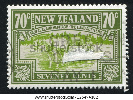 NEW ZEALAND - CIRCA 1989: stamp printed by New Zealand, shows New Zealand Heritage, Land settlers, circa 1989