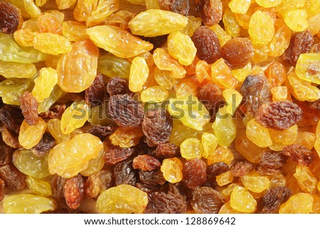 dried raisins close up