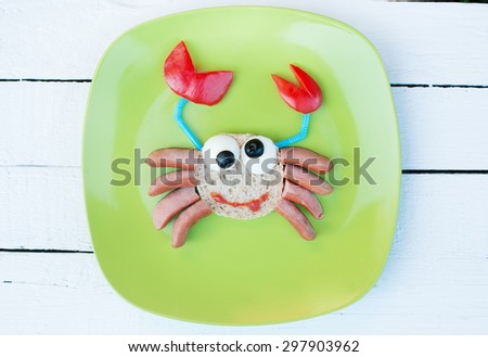 Cute breakfast in a crab shape from the food