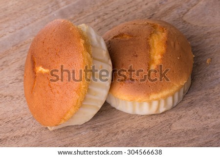 cupcake sweet dessert bakery on wooden board