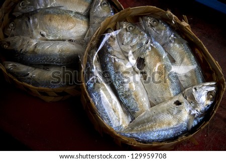 Steamed fish packed in bamboo baskets. These are part of Thai cuisine. They are fried with oil and eaten with chili paste and fresh vegetables.