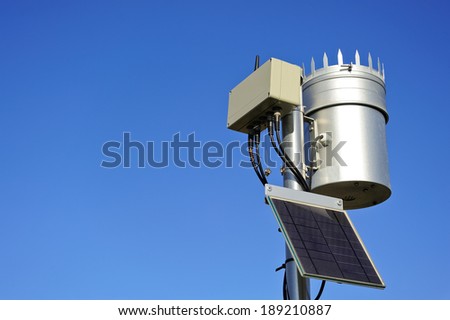 Autonomous Weather Station with wireless transmiss