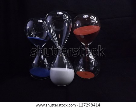 three timers with three color sands