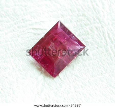 red beryl gem