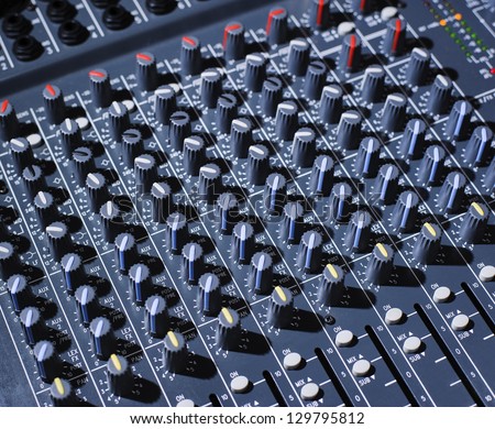 Analog audio mixing board