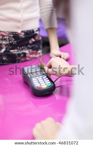 credit card sale in shop