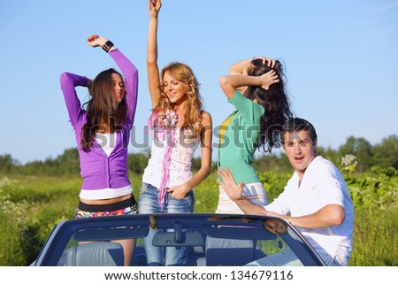 funey friends in dance car