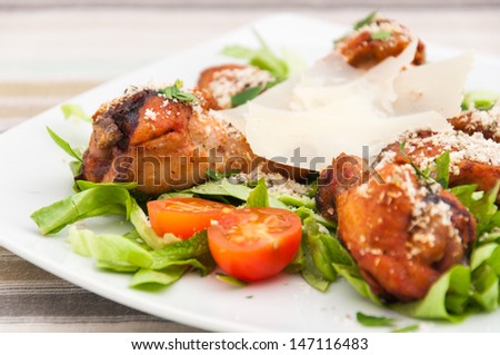 Chicken wings with exotic spices and cheese - Indian cuisine