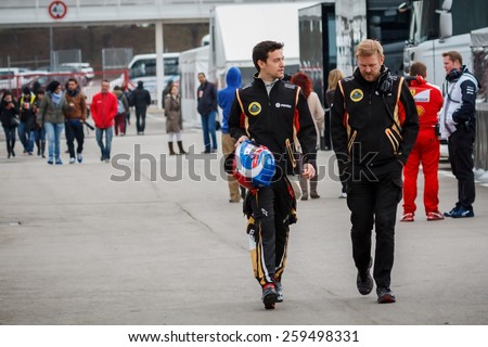 BARCELONA - FEBRUARY 21: Jolyon Palmer (on the left) of Lotus F1 Team at Formula One Test Days at Catalunya circuit on February 21, 2015 in Barcelona, Spain.