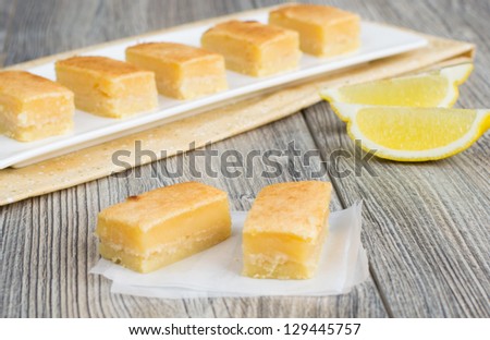 Sweet tasty lemon bars