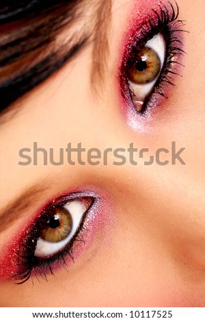 make up  Stock-photo-beautiful-female-eyes-with-violet-make-up-10117525