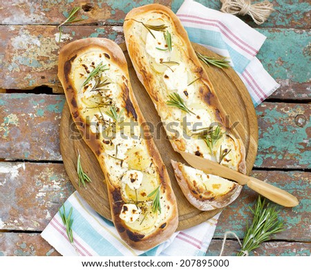 flat bread  with potatoes and goat cheese