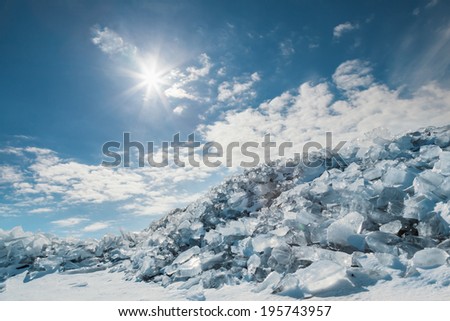 Pile of rubble ice, similar gems
