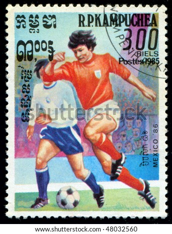 MEXICO - CIRCA 1985: A Stamp printed in the MEXICO shows a two football/soccer players circa 1985