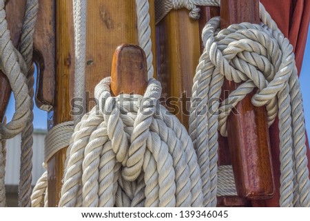 Details of sail rope on the mast of a sailboat