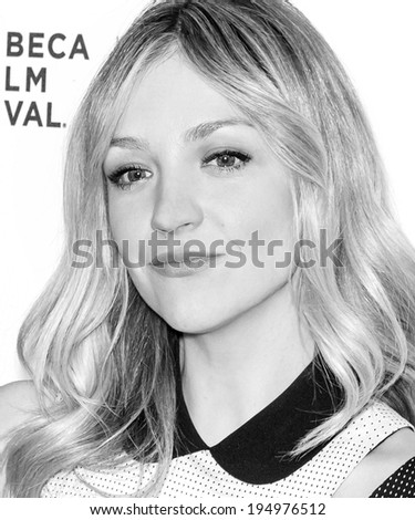 NEW YORK, NY - APRIL 18: Actress Abby Elliott attends the \'Life Partners\' screening during the 2014 Tribeca Film Festival at SVA Theater