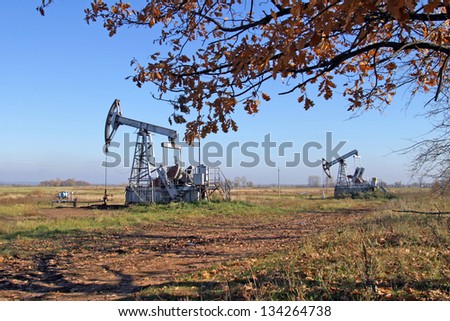 landscape oil production in the fall in the Russian field