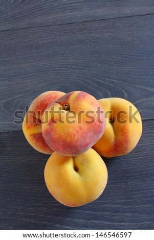 yellow peaches