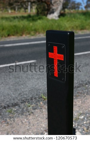 Cross Road Side Marker - Marks location of Road Death
