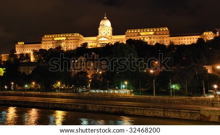 Night view of Royal Residence â?? Hungary Budapest