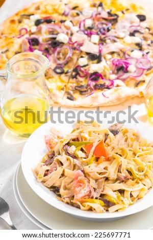 italian food pasta and pizza