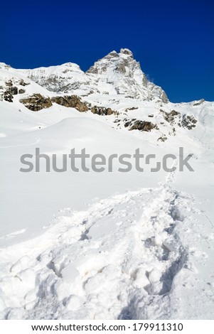 Hike in fresh snow on the Matterhorn