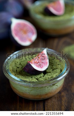 Cheesecake with Japanese tea and figs