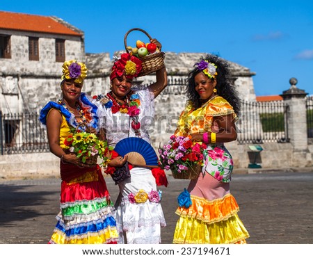 HAVANA,CUBA - DECEMBER 15, 2012: Cuban women selling fruit