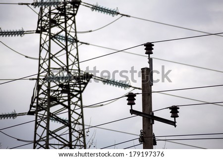 the current mast of a high voltage transmission line to carry electricity and energy.