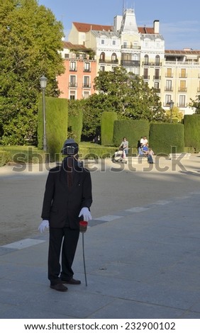 MADRID, SPAIN - OCTOBER 18: Human statue without face at Oriente square on October 18, 2014  in Madrid, Spain.