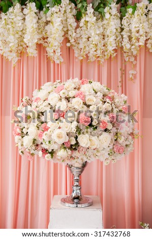 flowers,bouquet in front of wedding background , wedding decoration