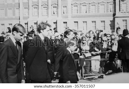 London, UK. 6th September 1997. Editorial - The funeral of Diana, Princess of Wales. Walking behind the coffin are Prince Charles, Princes William & Harry and Earl Charles Spencer. Original 35mm photo