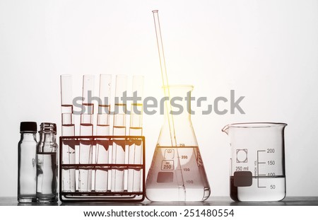 Scientific equipment ; lighting effect vintage style