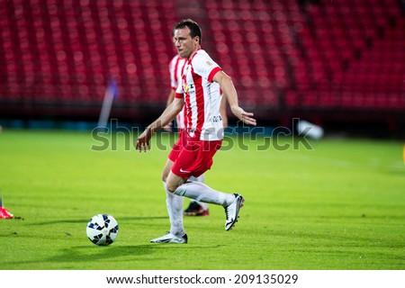 NONTHABURI THAILAND-Jul30:Mane of Almeria. for the ball during  the LFP World Challenge 2014 between SCG Muangthong UTD. and Almeria at SCG Stadium on July30,2014,Thailand