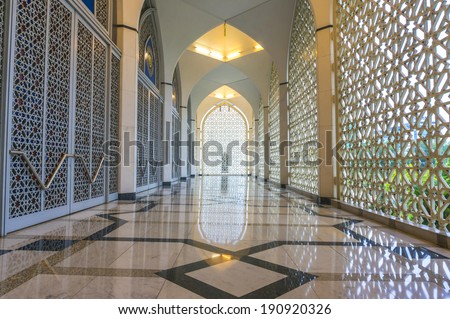 SELANGOR, MALAYSIA - APRIL 28, 2014 : Shining floor marble at Shah Alam Mosque corridor and compound. This mosque with modern design with open concept to attract most muslim and visiter.