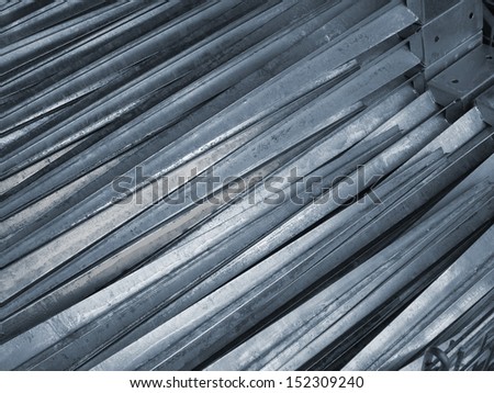 ground felling sleeves of galvanized metal for wood posts