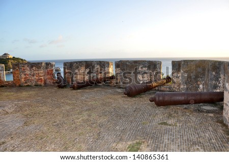 Cannons at Fort Beekenburg, Caracas Bay, Curacao, Netherlands Antilles, West Indies, Central America. The fort was built in 1703 and has been used to fight off pirates, the French and the English.