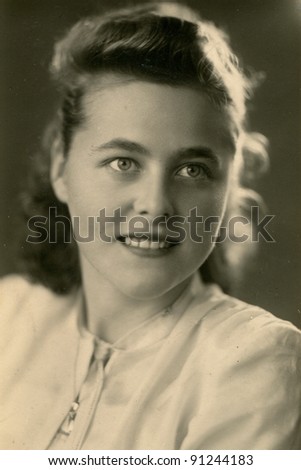Vintage photo of woman (forties)