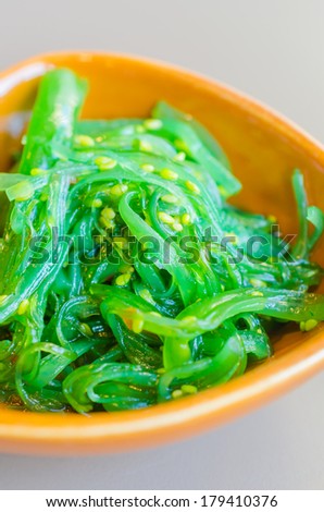 seaweed salad japan food