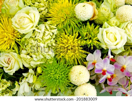 Bunch of assorted flowers in a vase